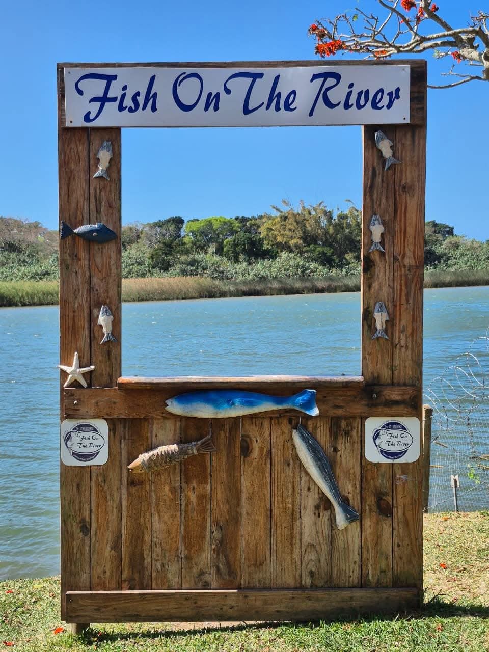 Fish On The River food